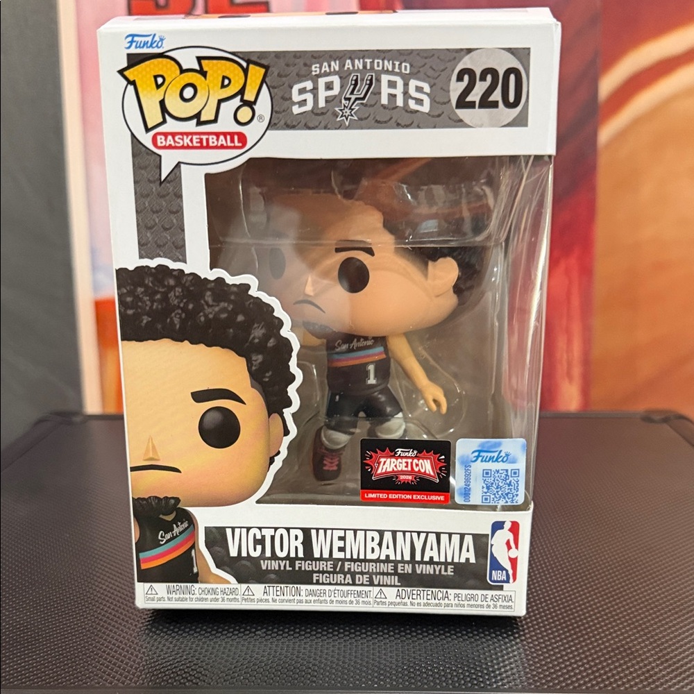 Victor Wembanyama Funko Pop!  #220 San Antonio Spurs TargetCon Limited Edition